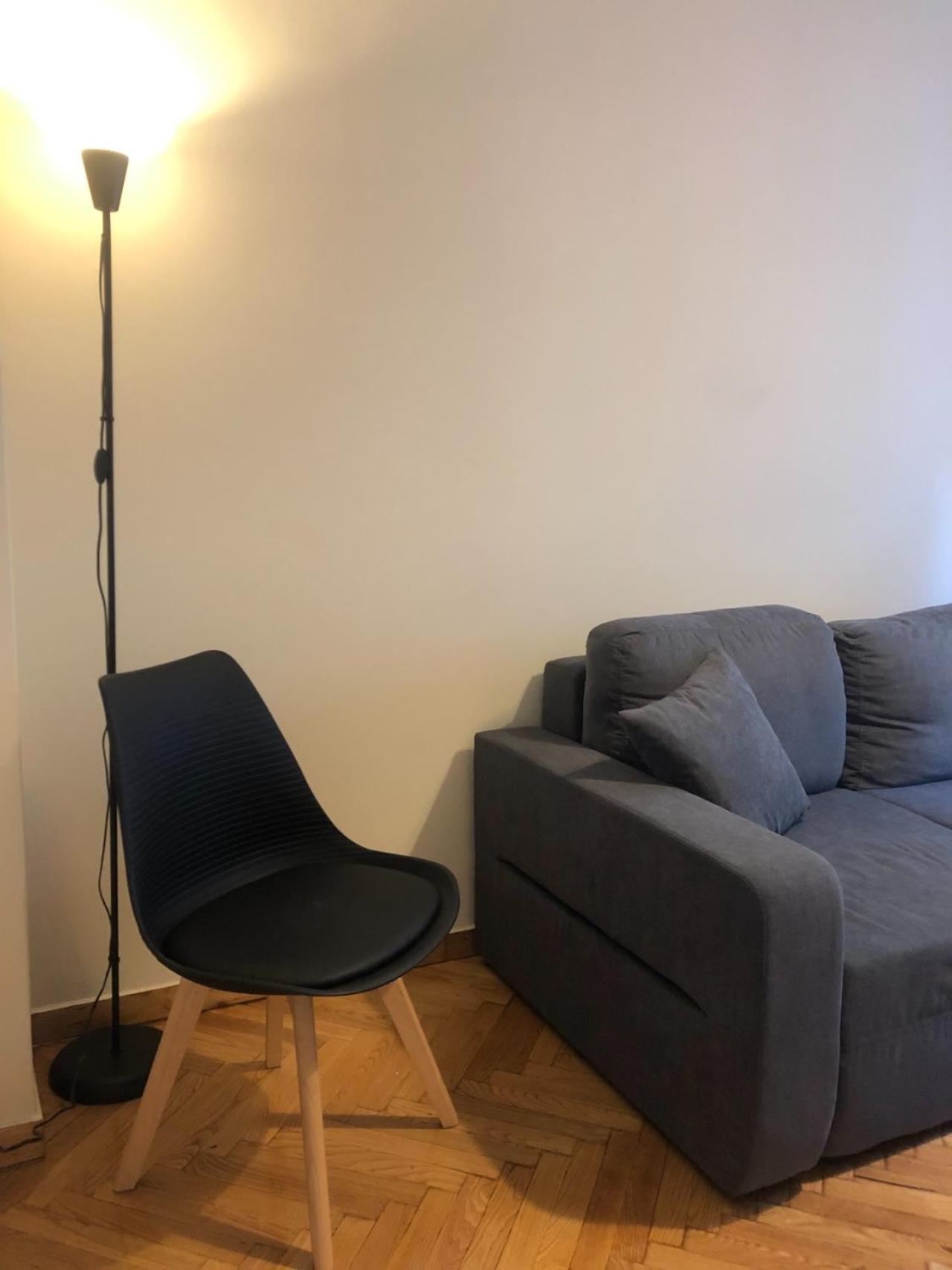 Apartment Oasis *